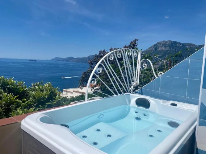 Standard Double room with sea view