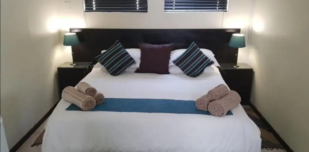 360 Eastwoods Guesthouse