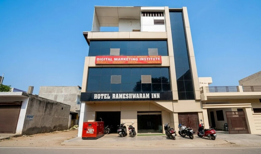 Hotel Rameshwaram Inn - Prayagraj