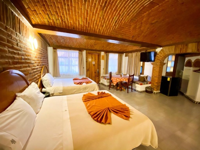 Deluxe Quadruple room