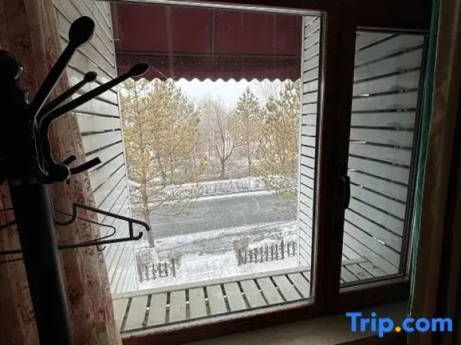 Changbaishan Countryside Hotel
