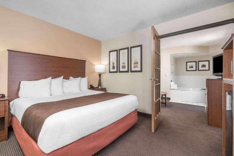 1 Bedroom Superior Double Suite