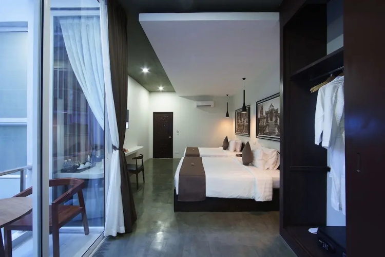 The Amazing Residence