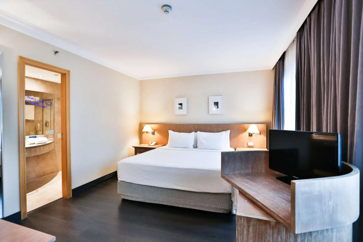 Park Inn by Radisson Berrini