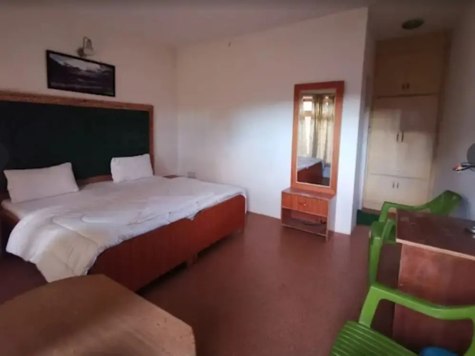 Cheerful Villa