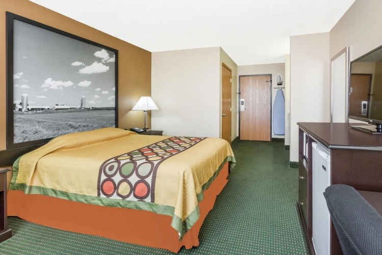 Super 8 Motel - Jefferson