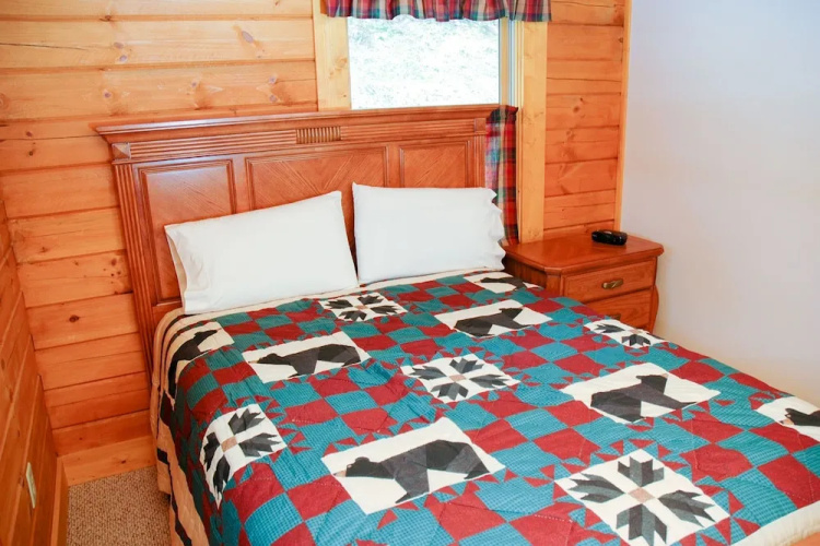 HARVEST MOON - 3 Br Cabin