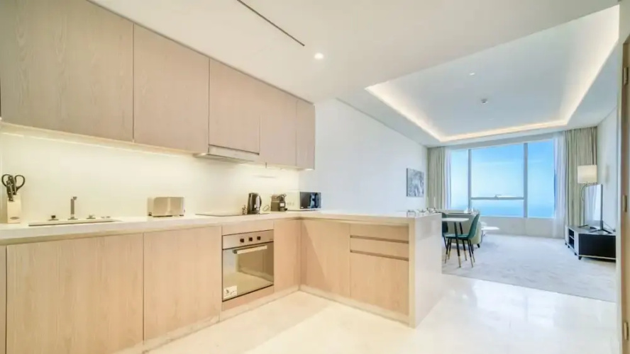 Iconic One Bedroom Panoramic Palm Views