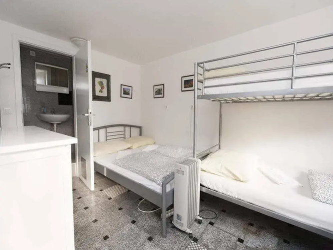 Hostel 24 Center