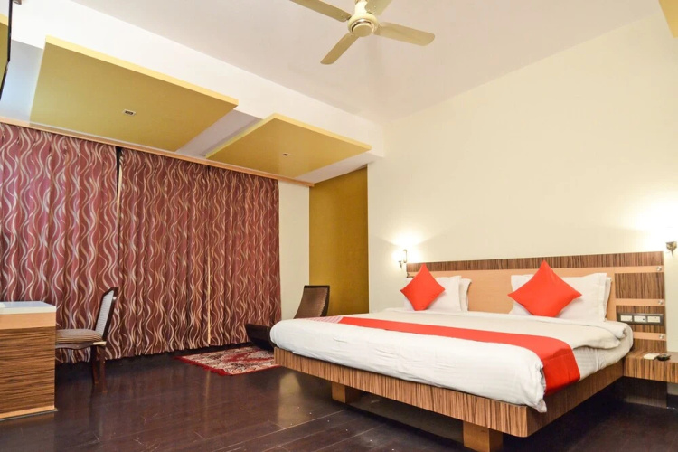 Hotel Apex International