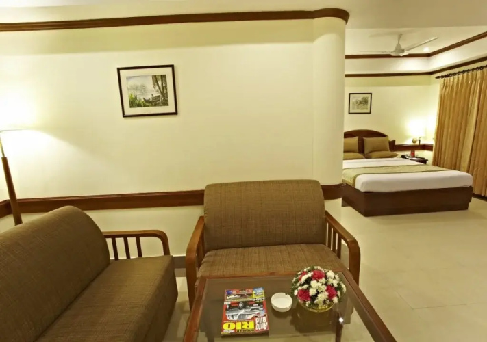 Hotel Aroor Residency