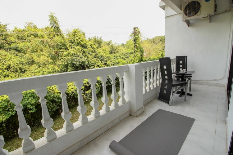 OYO 10798 Home Premium Studio Paroda