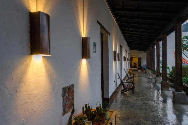 Lemon Tree Hostel