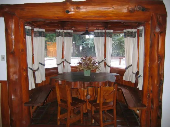 Ayres Del Lago
