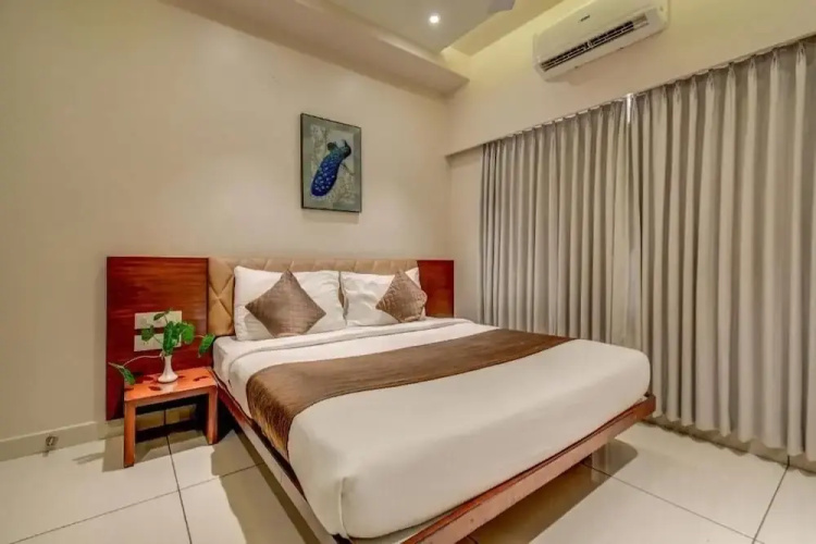 Hotel J N stay