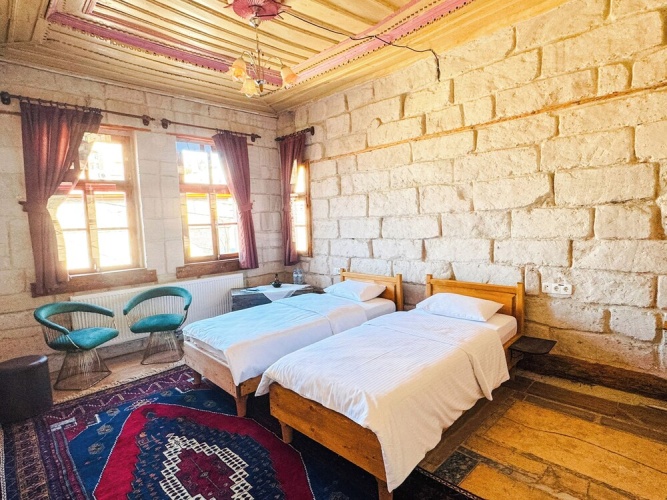 Sword Valley Deluxe Twin room