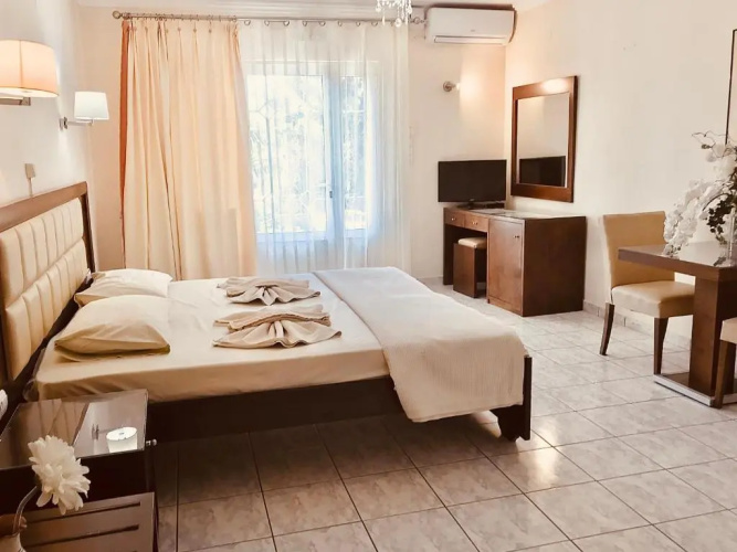 Sotiris Apartments