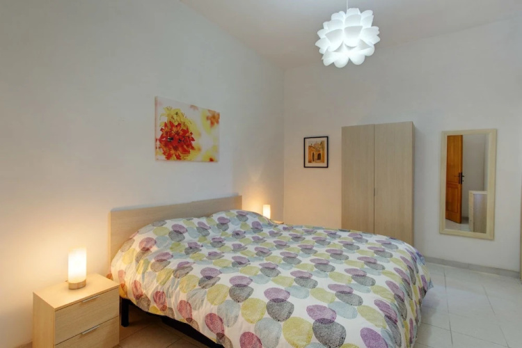 Seafront Apartment, Marvelous Views GR8 Location