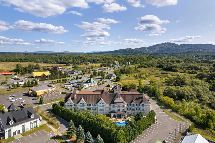Le St-Martin Bromont Hotel & Suites photo 24