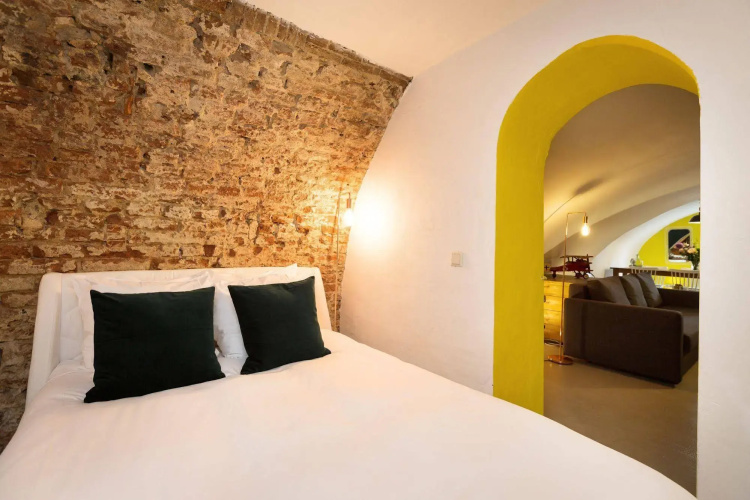 Hotel 26