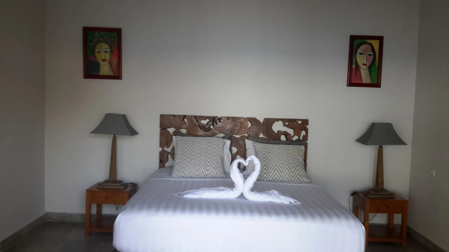 Amed Beach Villa