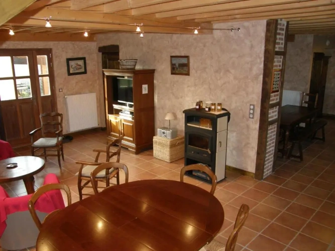 4 Bedrooms Cottage