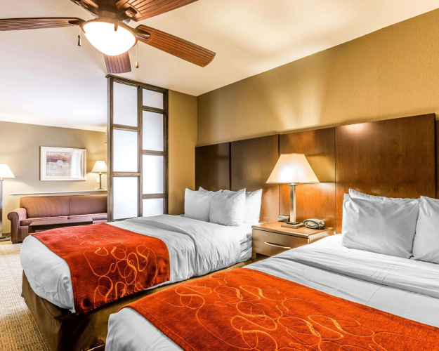 Comfort Suites Commerce