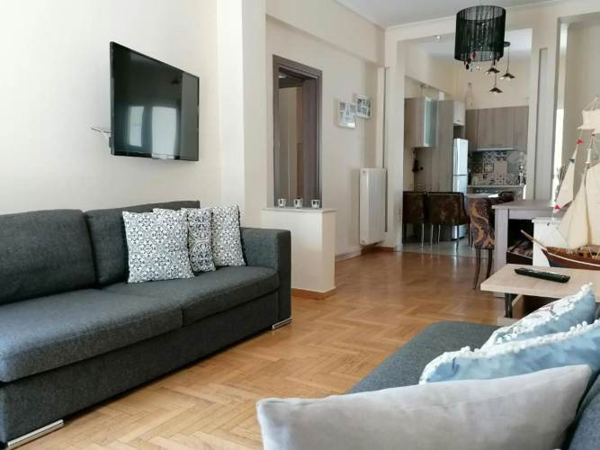 Athenian elegant apt near Acropolis