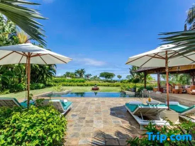 Club Med Albion Villas