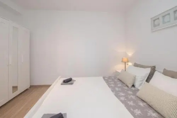 Apartments Lirio