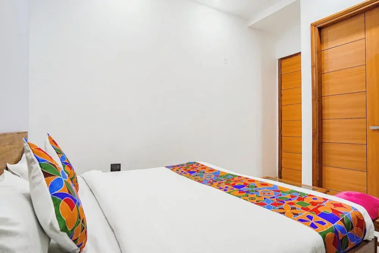 FabHotel Grihum 56