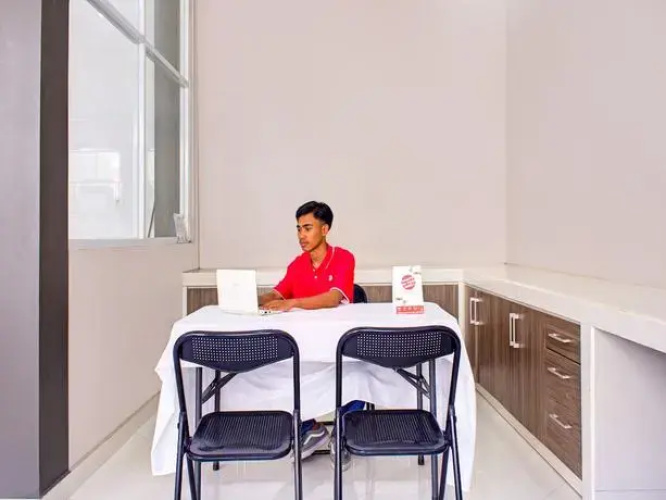OYO 3394 Apm Residence Syariah