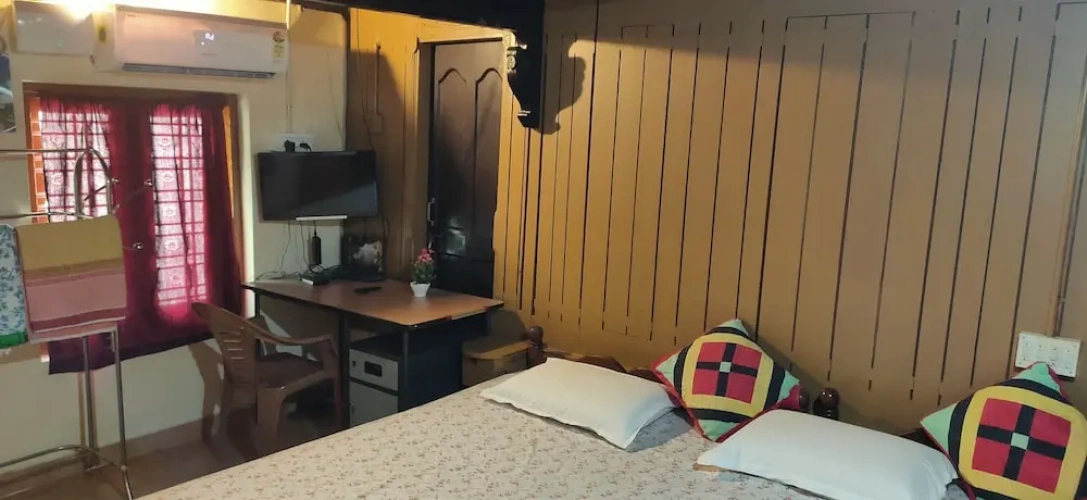 1 Bedroom Economy Double room