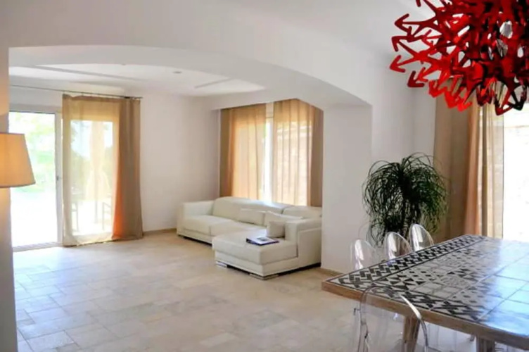 Villa Gold
