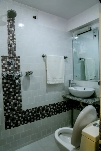 Deluxe Triple room with land view