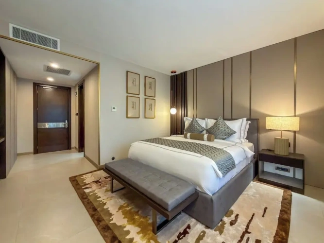 Comfort Single room with balcony and with city view