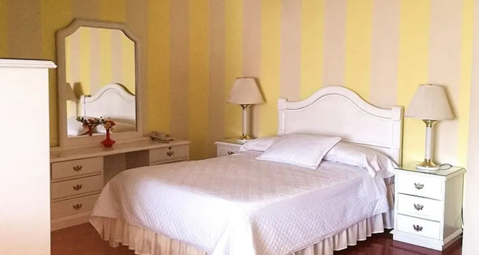 El Salvador Hotel