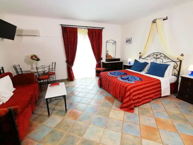 Vasilaras Hotel