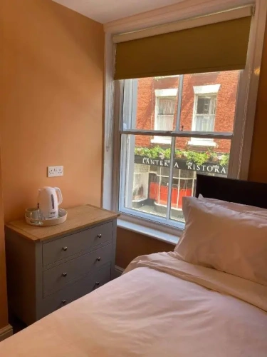 Standard Single room