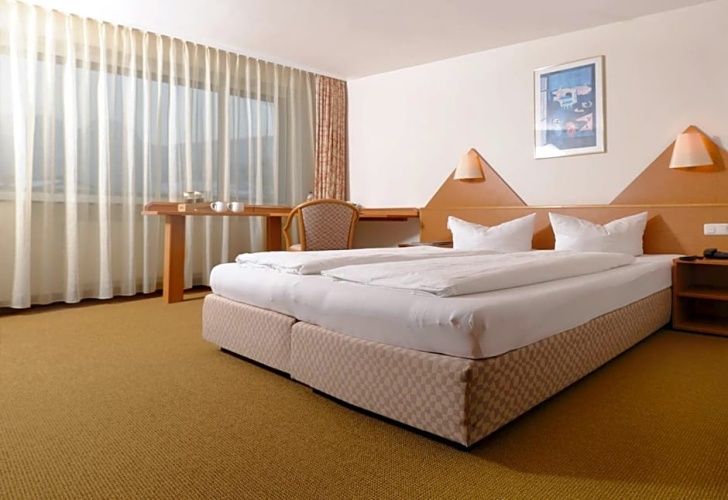 Standard Double room with balcony