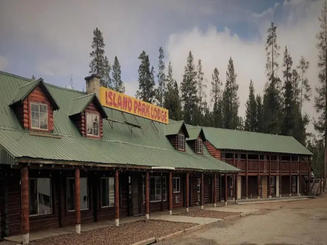 Island Park Lodge - West Yellowstone, MT
