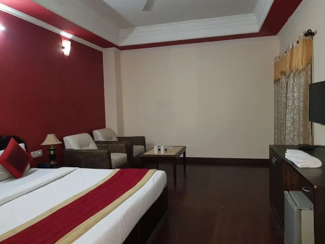 Modesty Hotel