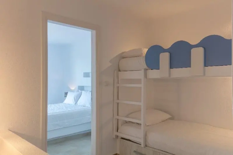 Quadruple Suite