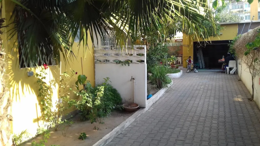 Marien Ngouabi serviced T0 Chalet