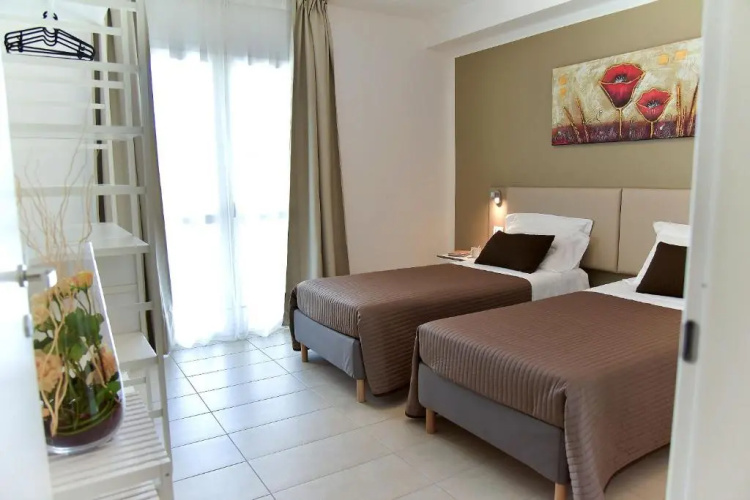 Garda Bloom Holiday Apartments