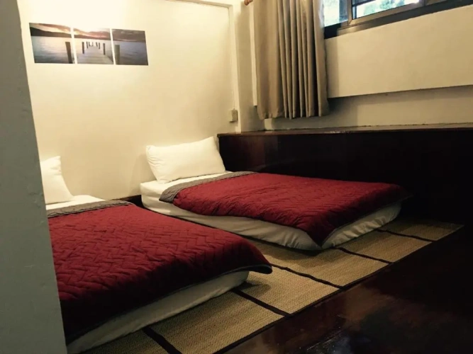 Standard Twin room with balcony