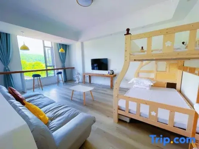 Deluxe Family room