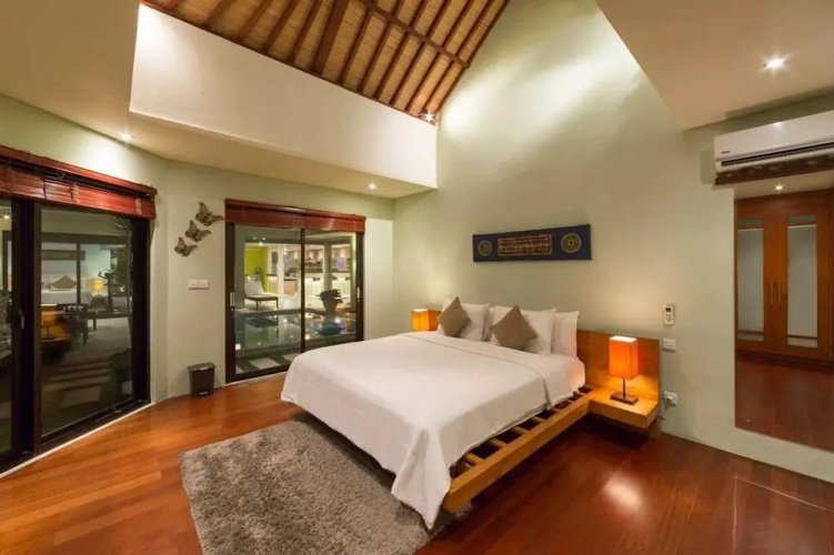 Modern 3-bedroom Puteri Villa