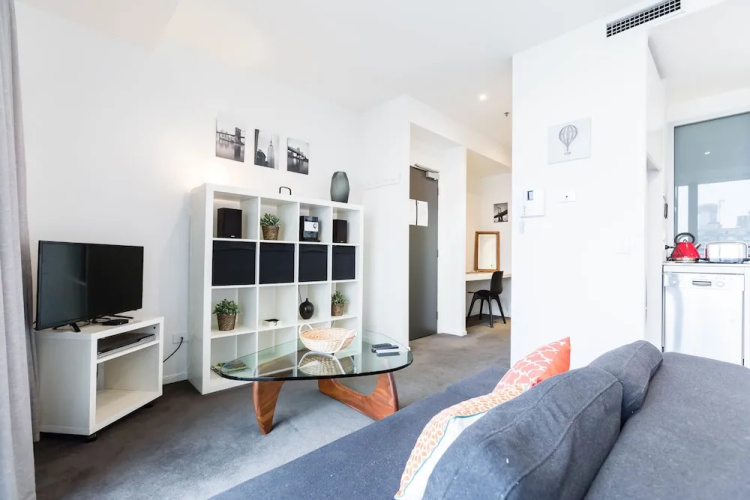 ROBYN, 1BDR Melbourne Apartment