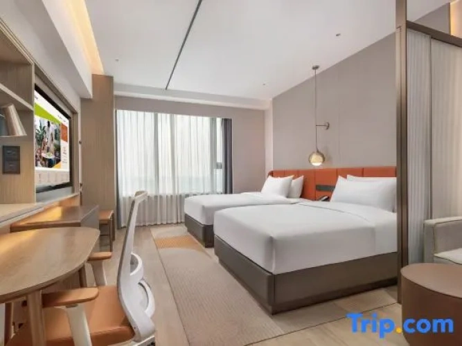 Quadruple Suite